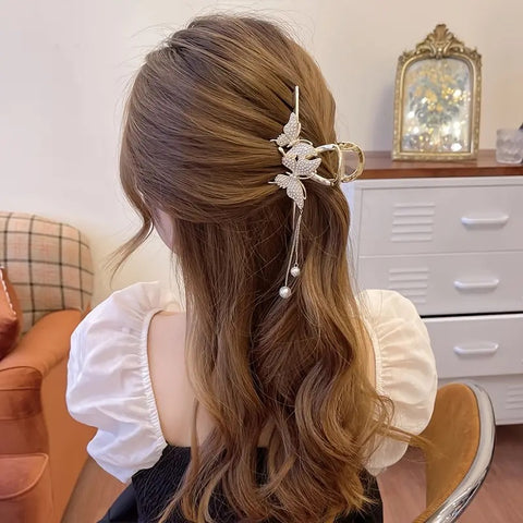 Impression  Retro Big Butterfly Metal Hair Clips for Girls Geometric Hair Claw Pearl Tassel Hairpins with Fashion Hair Accessories