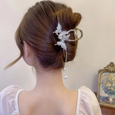 Impression  Retro Big Butterfly Metal Hair Clips for Girls Geometric Hair Claw Pearl Tassel Hairpins with Fashion Hair Accessories