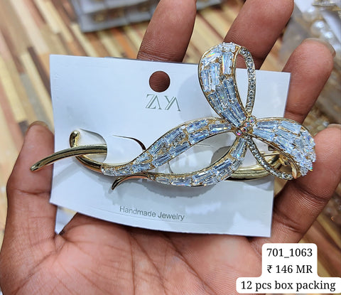 701-1063 ZAYA/SEOUL STYEL LOCK CLIP | 12-PCS BOX PACKING | (146/- RS PER PCS)