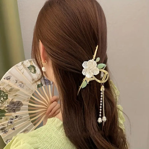 Impression   Rubela Flower with Long Tassel Acrylic Hair Accessory Elegant Ancient Large Hair Clip Hair Claw  (Multicolor)
